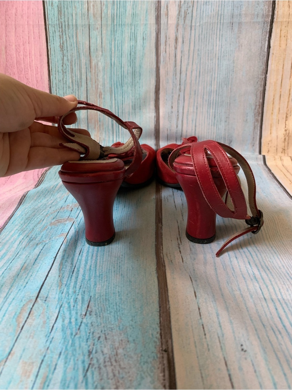 BeautiFeel Red Peep-Toe Heels with Floral Accent - Picture 8 of 11